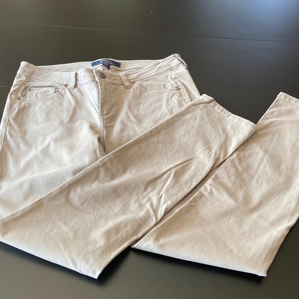 Tommy Bahama denim